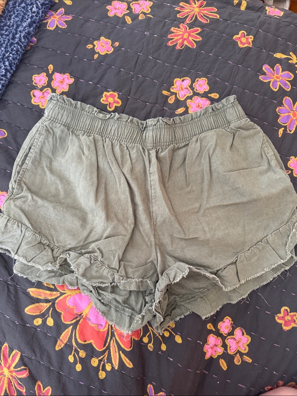 aerie Olive Green Ruffle Hem Shorts